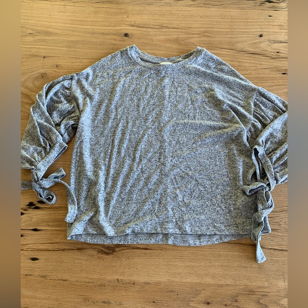 Lucky Brand 3/4 Tie Balloon Sleeve Gray Tee Shirt Women’s Small‎ Preloved